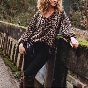 Belongsci Leopard Print Top